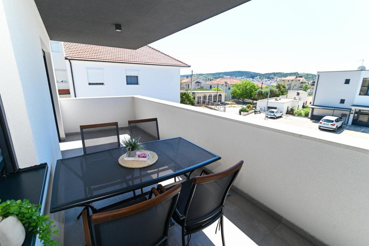Apartment Laura, Free Parking, Balcony, 4 Ppl Τρογκίρ Εξωτερικό φωτογραφία